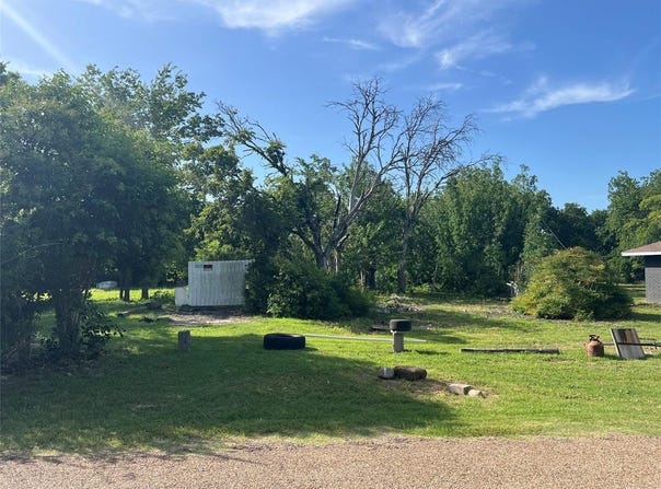 791 Hardeman, Italy, TX 76651