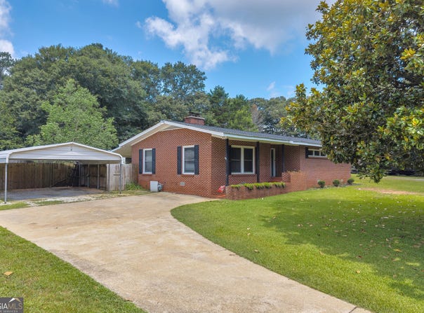 72 Cade, Hartwell, GA 30643