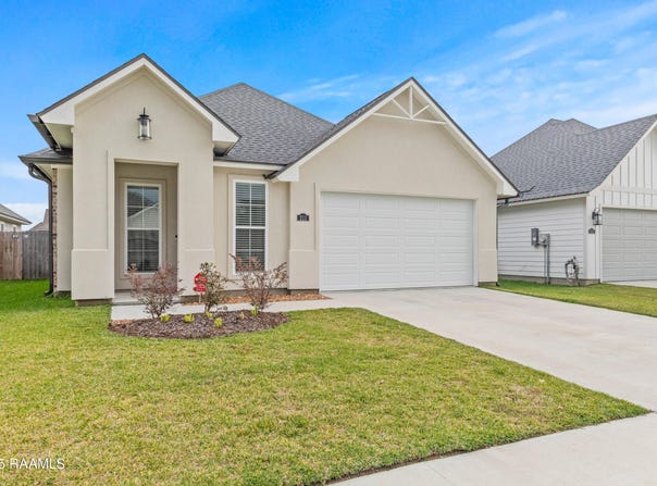 211 Harton Road, Youngsville, LA 70592
