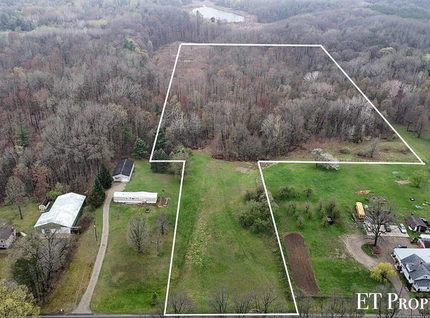 14255 Myers Lake Avenue NE, Cedar Springs, MI 49319