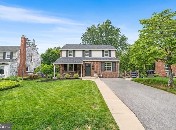 142 BARCLADEN ROAD, BRYN MAWR, PA 19010