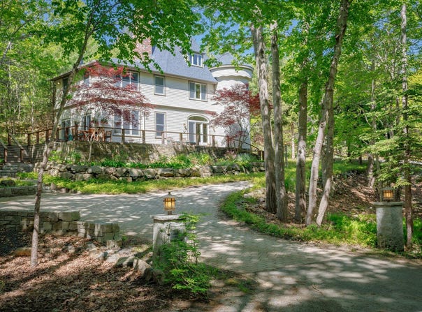 7 Greenway Court, Bar Harbor, ME 04609