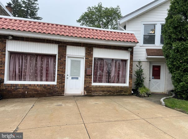 2733 LIMEKILN PIKE, GLENSIDE, PA 19038