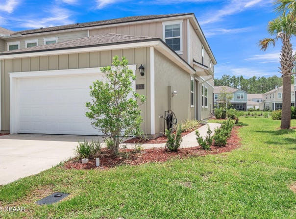 144 Redbud Road, Palm Coast, FL 32137