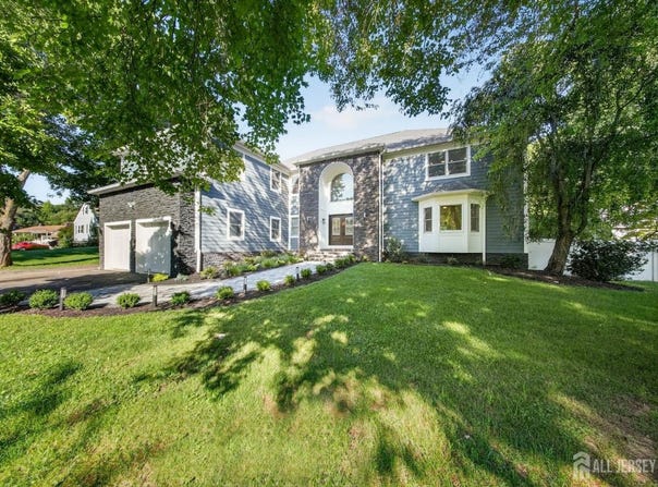 153 Old Beekman Road, South Brunswick, NJ 08852