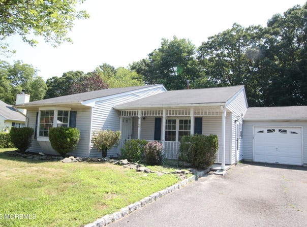 56 Garrison Drive, Tinton Falls, NJ 07753