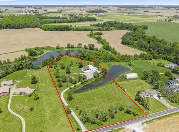 21735 Ward Road, Woodburn, IN 46797-9777