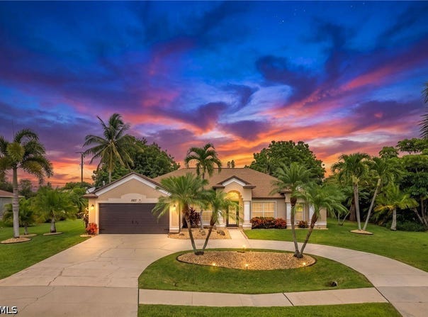 1927 Savona Parkway W, Cape Coral, FL 33914