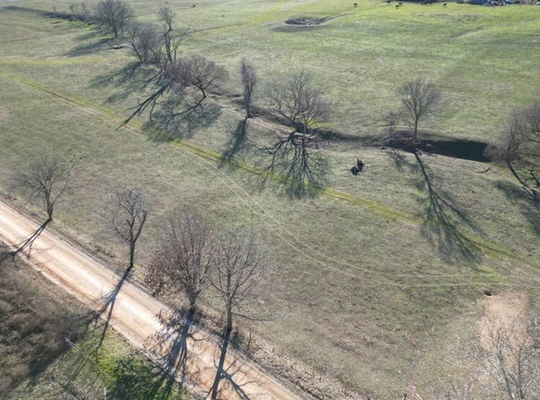 . Clyde Edwards Rd, Gentry, AR 72734