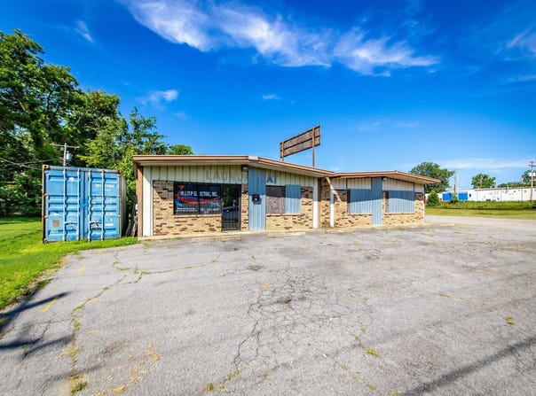 201 E Center St, Jacksonville, AR 72076