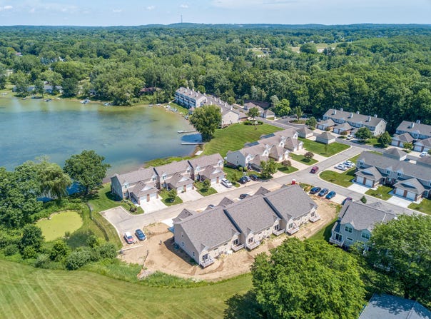 11306 Woodruff Lake Drive, Brighton, MI 48116