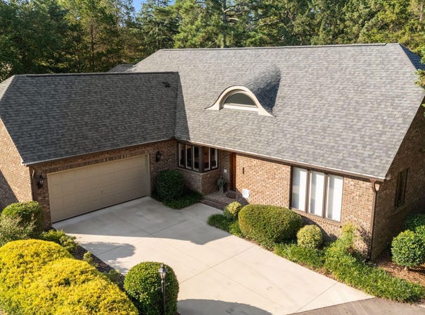 4 Chalford Place, Pinehurst, NC 28374