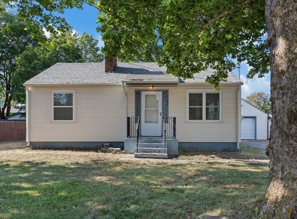 11524 E 4th Ave, Spokane Valley, WA 99206