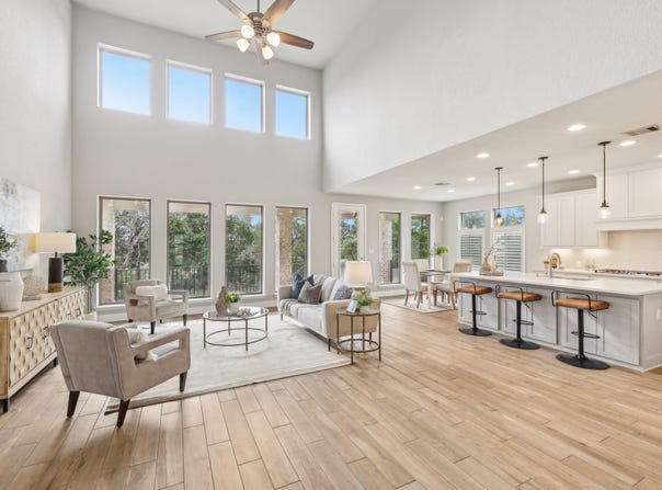 131 Kellogg LN, Bastrop, TX 78602