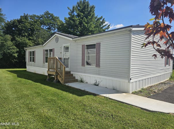 188 Willowbrook, Duncansville, PA 16635