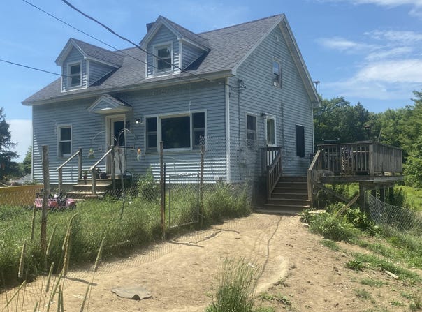 72 Henry Lane, Whitefield, ME 04353