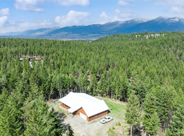 390 Crosscut Road, Rexford, MT 59930