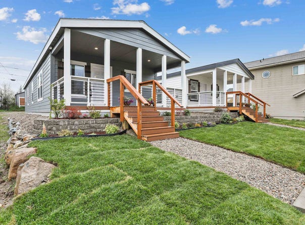 617/621 S State Ave, Newport, WA 99156