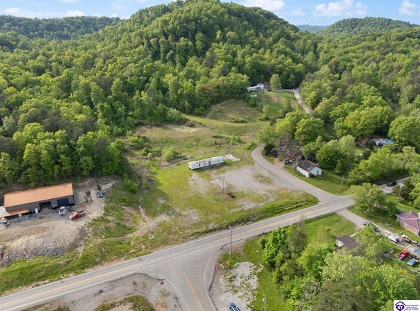 8805 S Preston Highway, Lebanon Junction, KY 40150