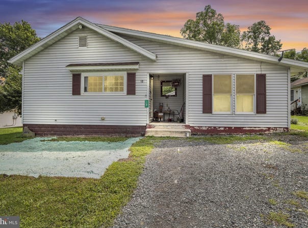 18 HEAVENS Way, LOYSVILLE, PA 17047
