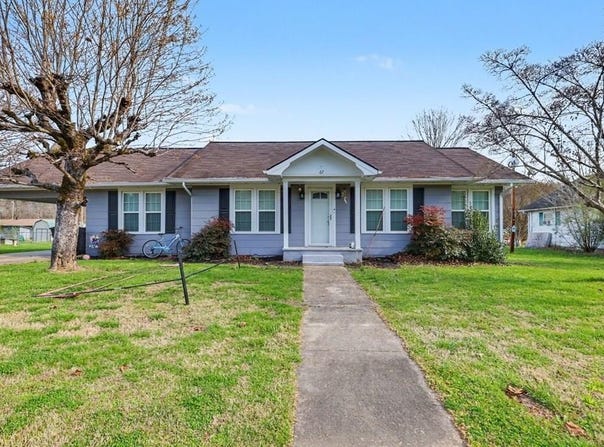 67 Lowell St, MURPHY, NC 28906