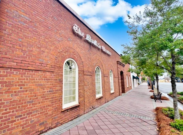 25 N Main Street, Moultrie, GA 31768