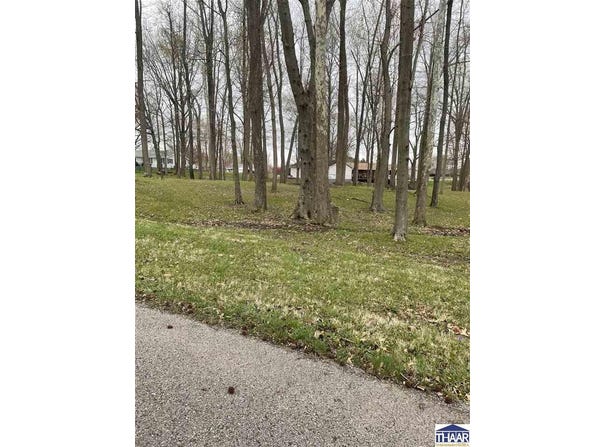 Joy Drive, Sullivan, IN 47882