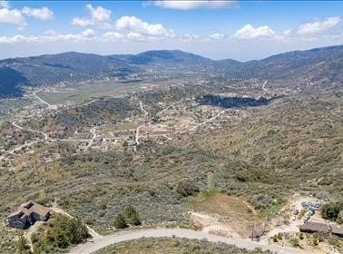 23491 El Rancho Drive, Tehachapi, CA 93561