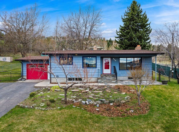 814 16th Avenue E, Polson, MT 59860