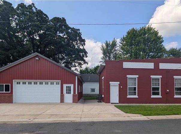 445 Main Street, Clearwater, MN 55320