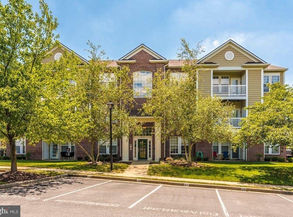 8207 BLUE HERON DRIVE, FREDERICK, MD 21701
