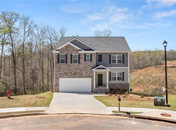 620 Lobelia Way, Locust Grove, GA 30248