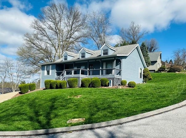 11 Alpine Court, Wheeling, WV 26003
