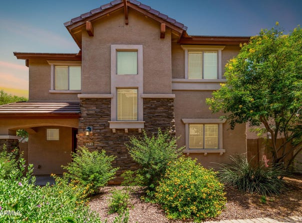 2547 E Vermont Drive, Gilbert, AZ 85295
