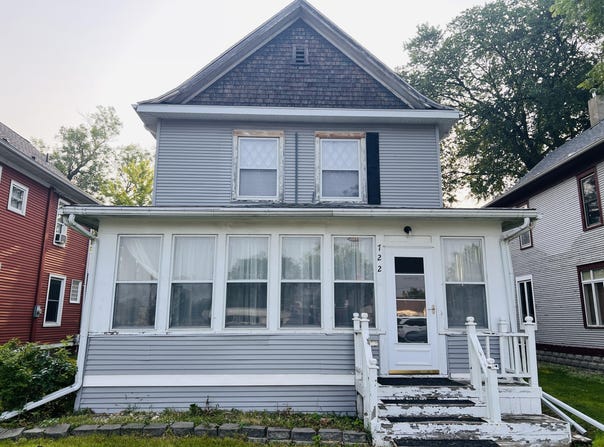 722 N Main, Aberdeen, SD 57401