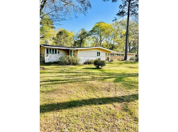 1504 Sioux, Dothan, AL 36303