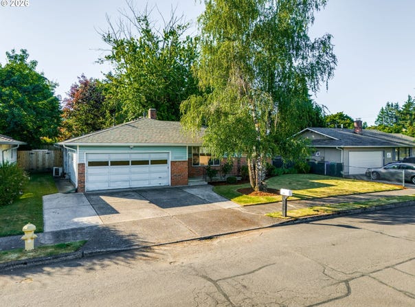 1230 SE 214TH Ave, Gresham, OR 97030