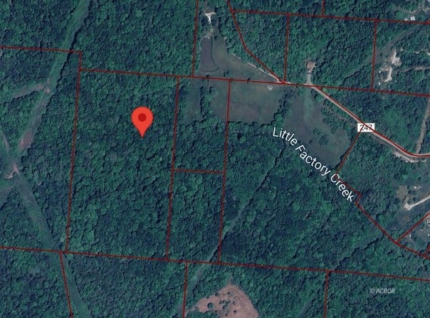 Lavelle, Athens, OH 45701