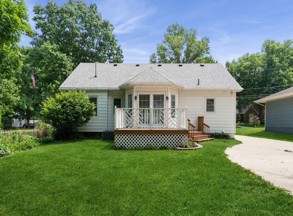 3918 11th Street, Des Moines, IA 50313