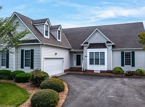 48 Old Field Road, Irvington, VA 22480