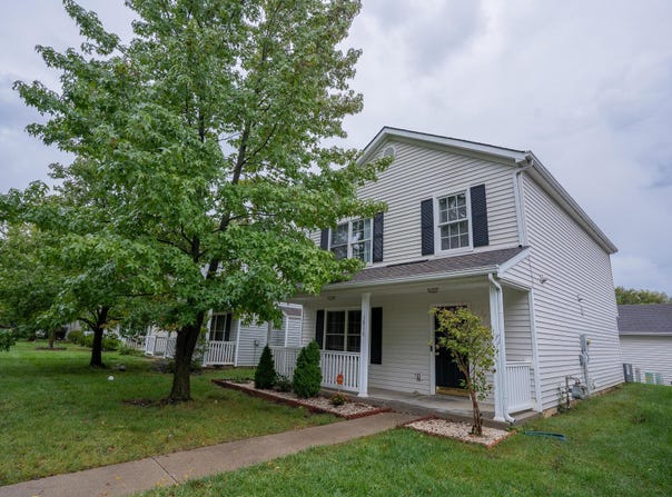 1816 Village Ridge Lane, Columbus, OH 43219