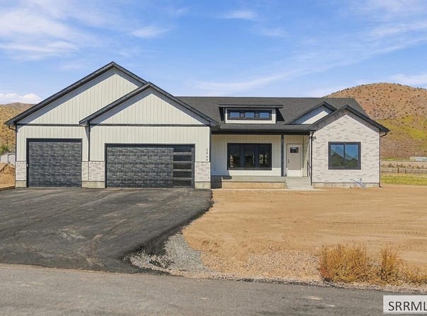 2464 Old Canyon Drive, Inkom, ID 83245