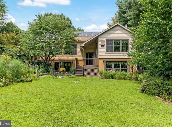 517 ROBINSON ROAD, CARNEYS POINT, NJ 08069