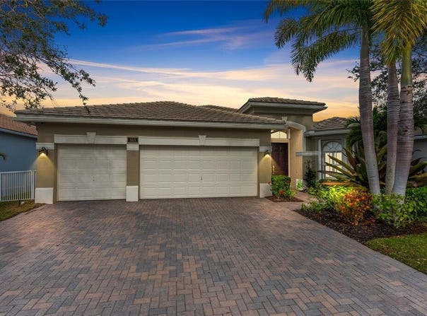 563 SW Lost River Road, Stuart, FL 34997