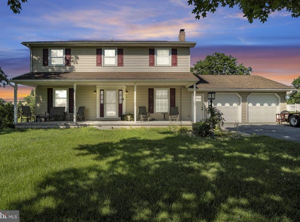 2410 WAGGONERS GAP ROAD, CARLISLE, PA 17013
