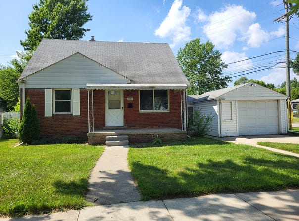 2660 Bailey Avenue, Lincoln Park, MI 48146
