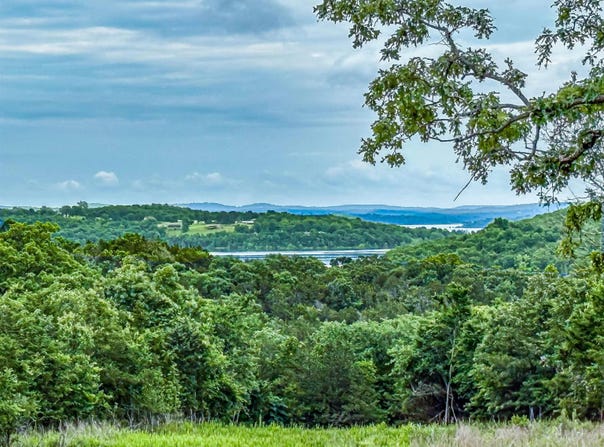 5 MC 2028, Yellville, AR 72687