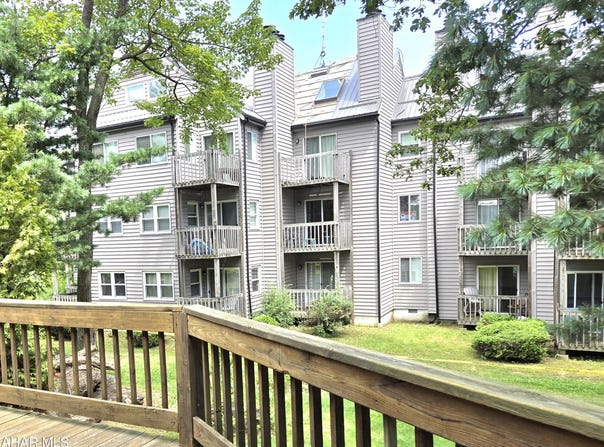 185 E Valley Point Lane, Claysburg, PA 16625