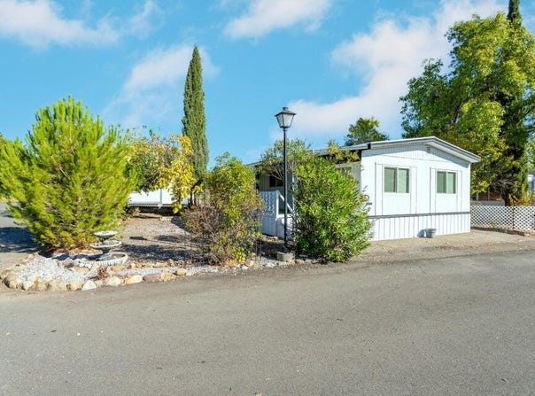 11037 Erickson Way, Redding, CA 96003