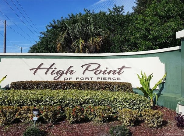 1011 Pheasant Run Drive unit: A, Fort Pierce, FL 34982